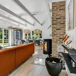 Bv351-blavand-contortavej-3 * Blåvand